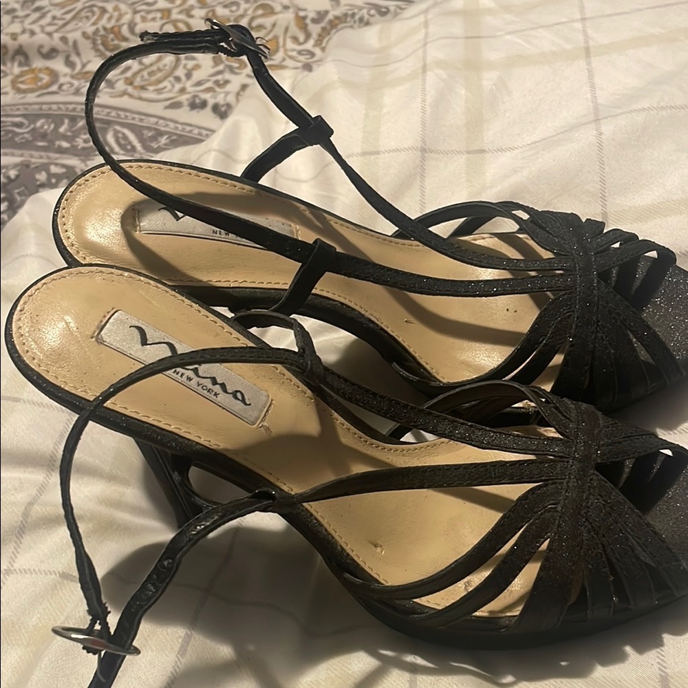 Nina Black Stiletto Heels Elegant Strappy Design